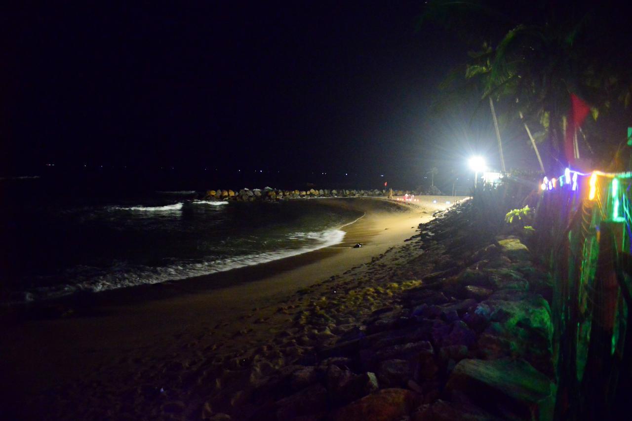 Hôtel Rosa Shashi Cabanas à Galle Extérieur photo